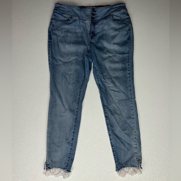 Lane Bryant Light Wash Flex Magic Waist Band High Rise Lace Jegging Size 16 - Picture 4 of 10